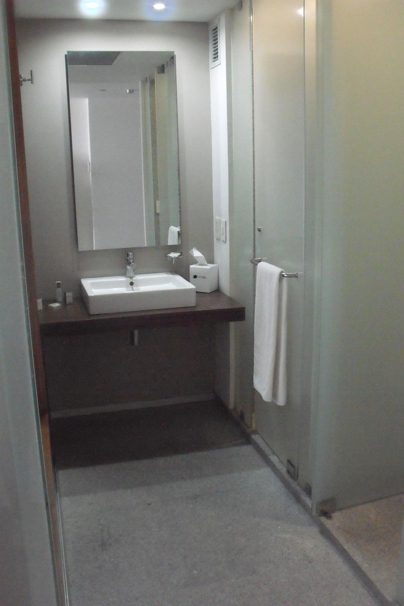 Casa Inn Premium Hotel Queretaro Exterior photo A washbasin