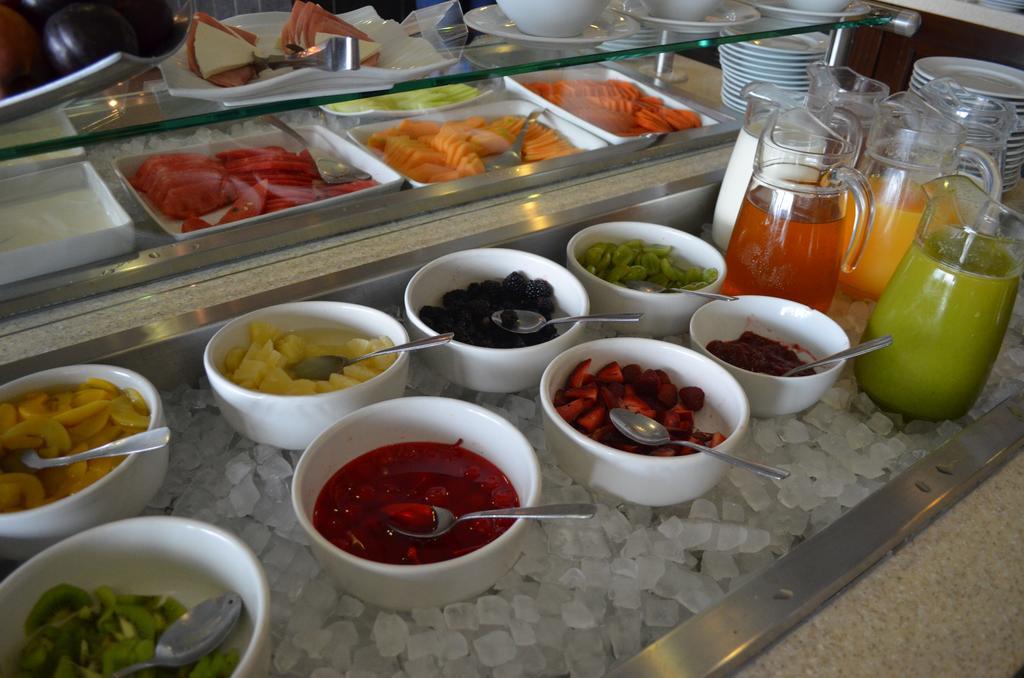 Casa Inn Premium Hotel Queretaro Exterior photo Fruit salad